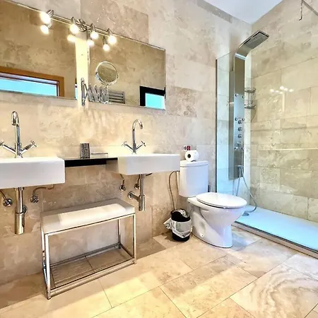 Willa Lujosa Casa Con Piscina Privada *